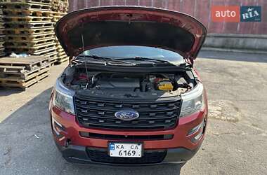 Позашляховик / Кросовер Ford Explorer 2016 в Києві