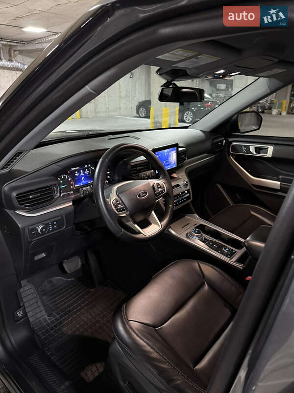 Внедорожник / Кроссовер Ford Explorer 2021 в Тернополе