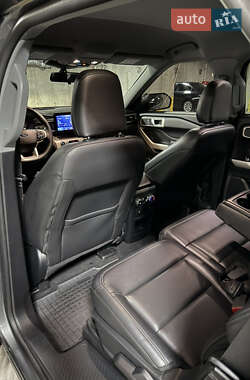 Внедорожник / Кроссовер Ford Explorer 2021 в 