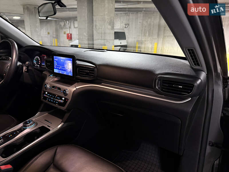 Внедорожник / Кроссовер Ford Explorer 2021 в Тернополе