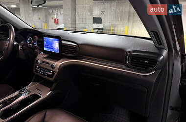 Внедорожник / Кроссовер Ford Explorer 2021 в 