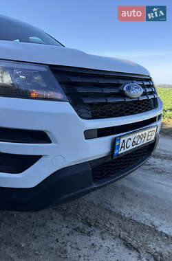 Внедорожник / Кроссовер Ford Explorer 2018 в 