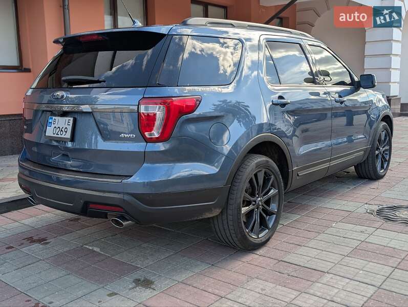 Внедорожник / Кроссовер Ford Explorer 2018 в Полтаве