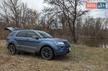 Внедорожник / Кроссовер Ford Explorer 2018 в 