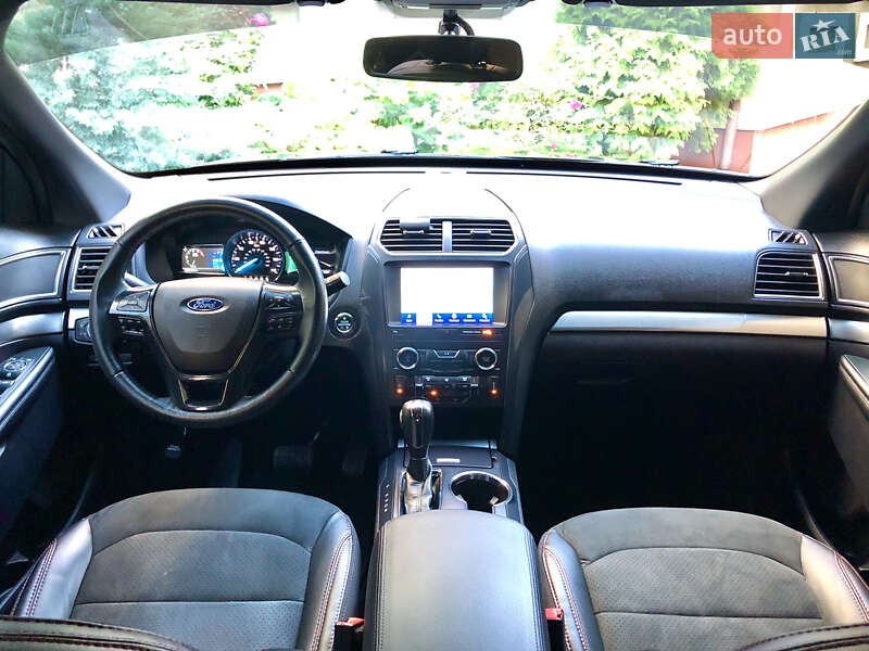 Внедорожник / Кроссовер Ford Explorer 2019 в Киеве