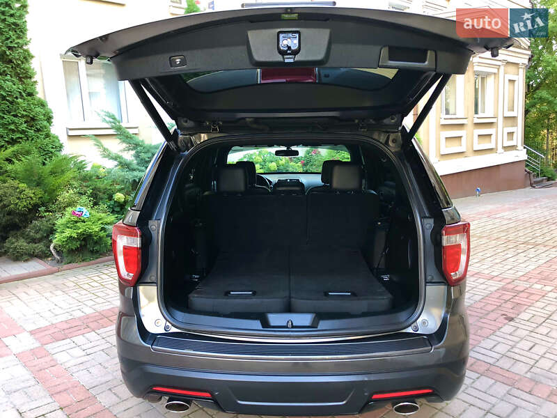 Внедорожник / Кроссовер Ford Explorer 2019 в Киеве