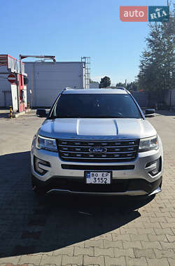 Внедорожник / Кроссовер Ford Explorer 2017 в Чорткове