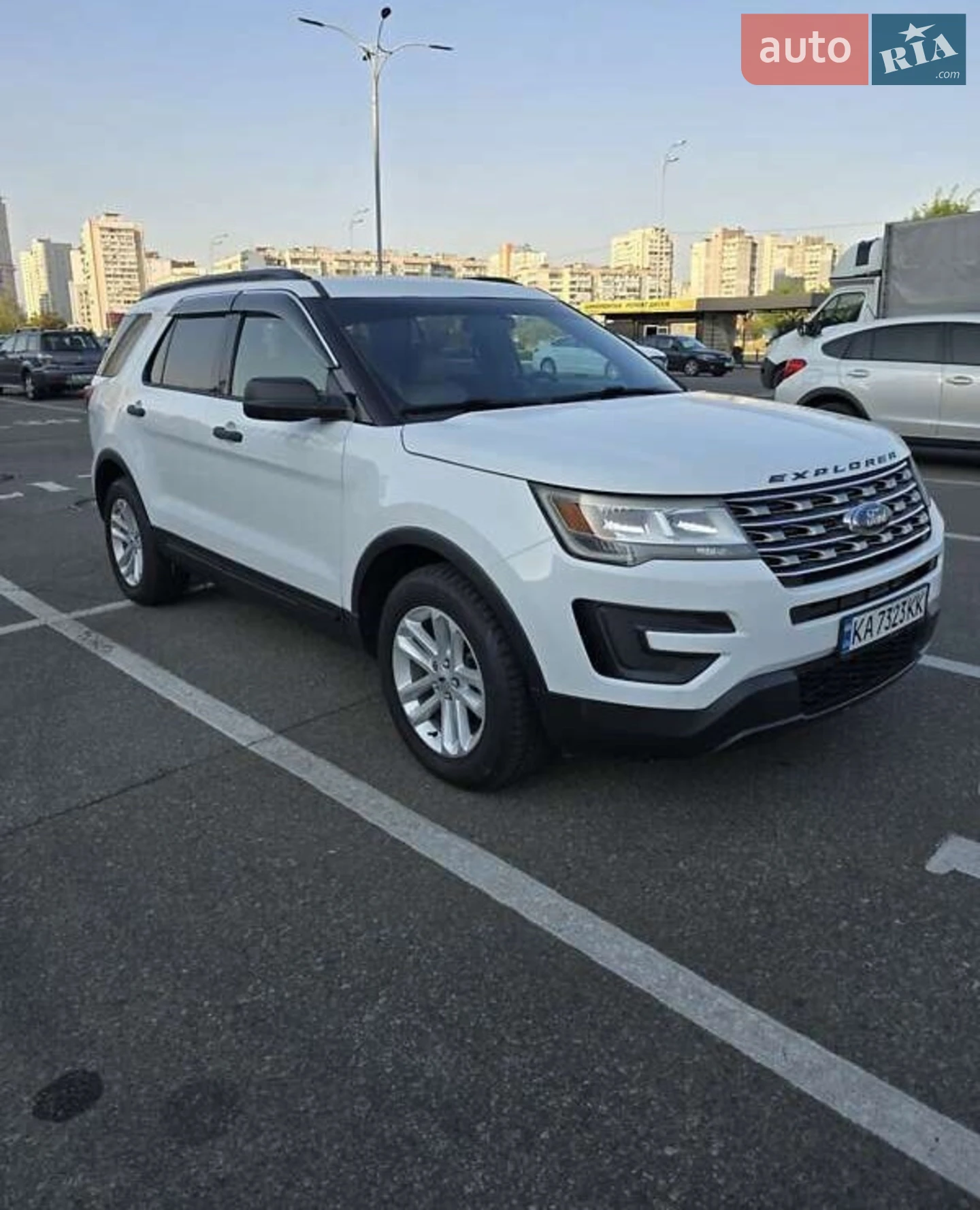 2017 Ford Explorer - мініатюра 2