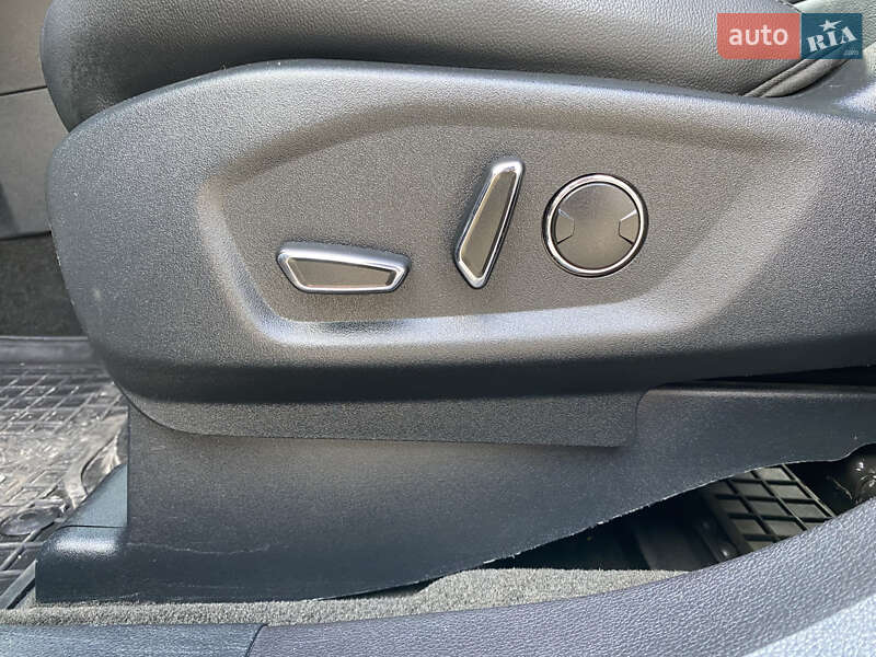 Внедорожник / Кроссовер Ford Explorer 2017 в Виннице