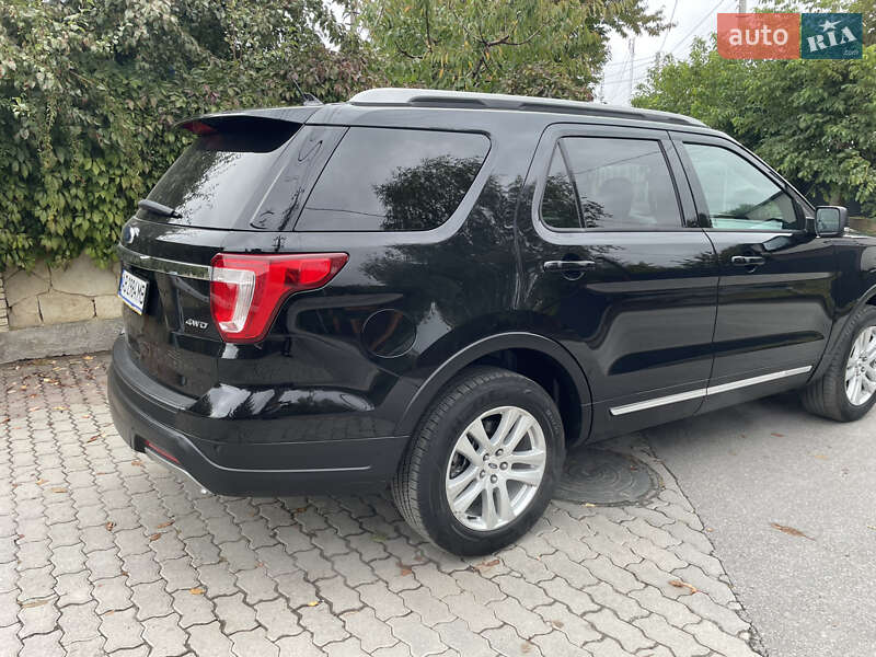 Внедорожник / Кроссовер Ford Explorer 2018 в Виннице
