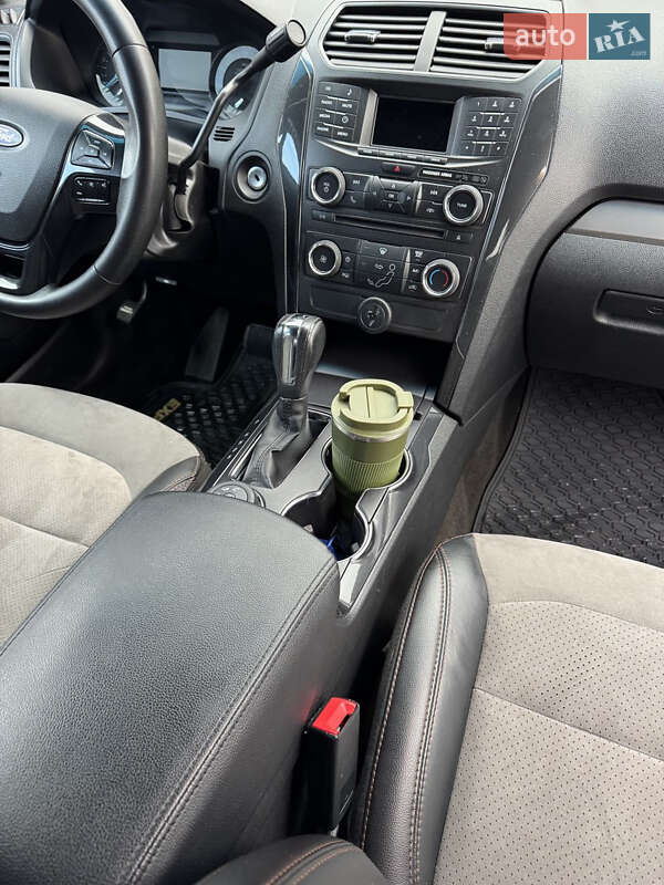 Внедорожник / Кроссовер Ford Explorer 2018 в Киеве фото 33 Внедорожник / Кроссовер Ford Explorer 2018 в Киеве