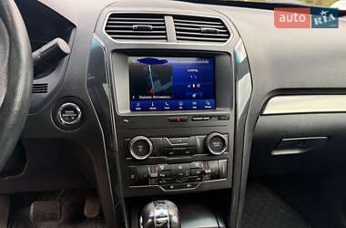 Внедорожник / Кроссовер Ford Explorer 2019 в Житомире