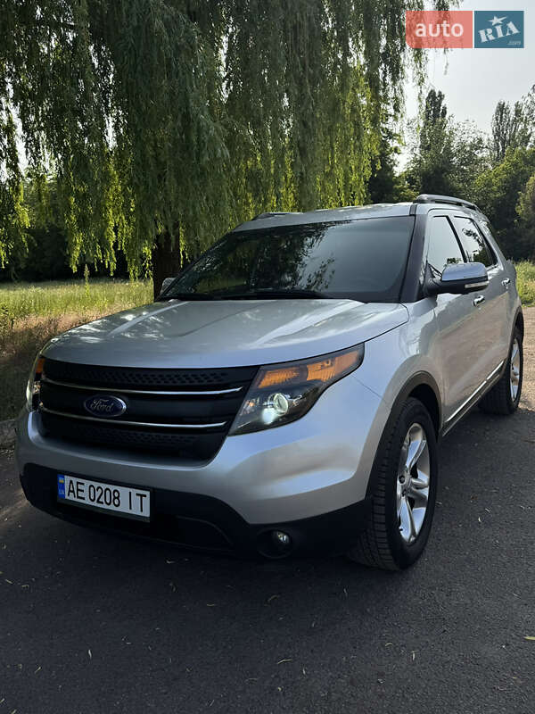 Внедорожник / Кроссовер Ford Explorer 2013 в 