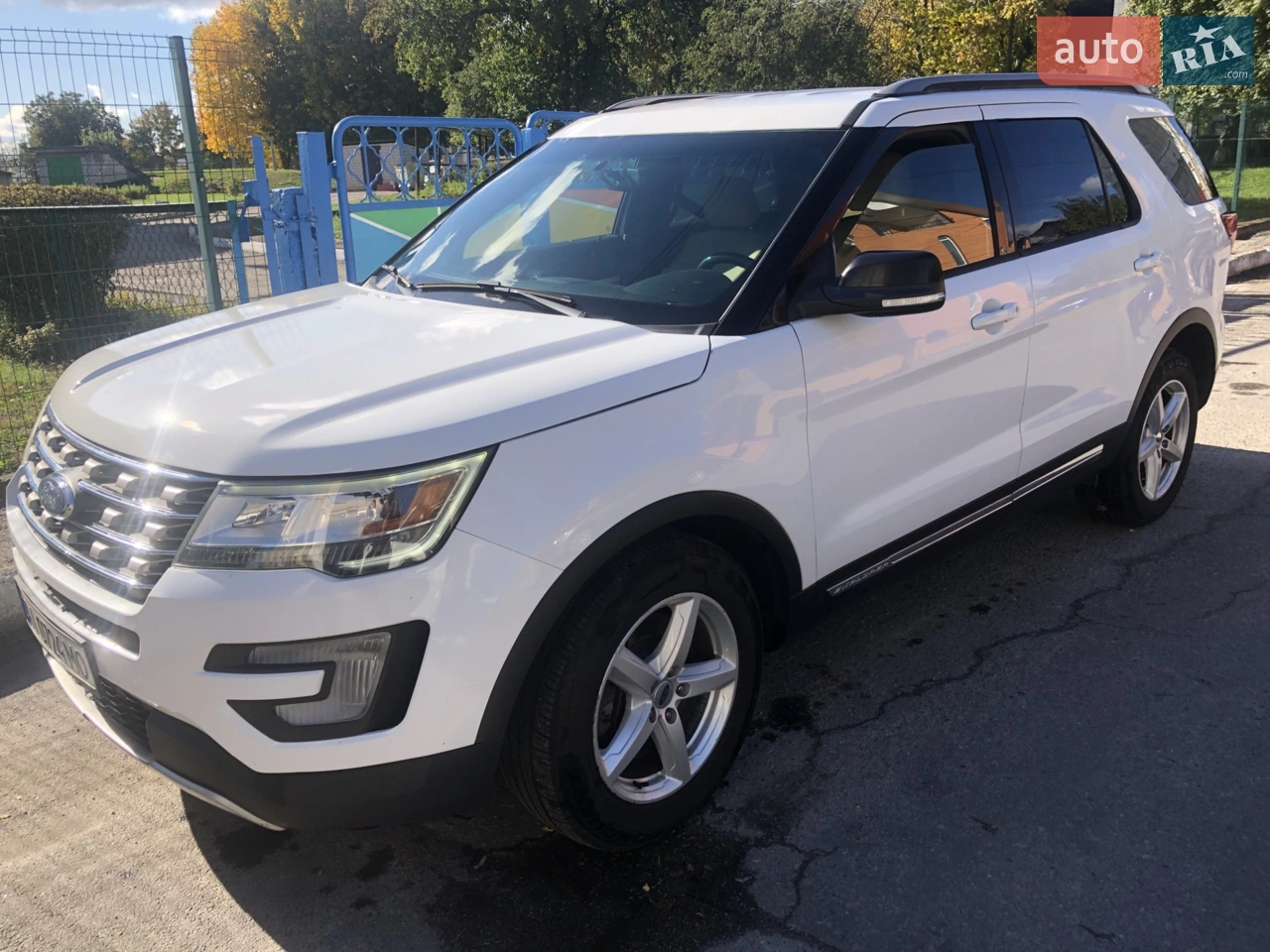 2016 Ford Explorer - мініатюра 16