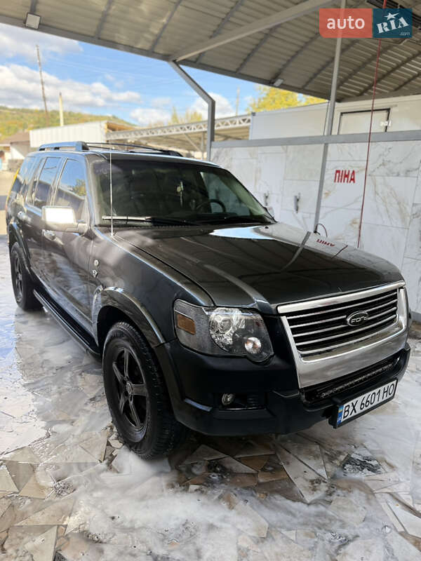 Внедорожник / Кроссовер Ford Explorer 2009 в Могилев-Подольске