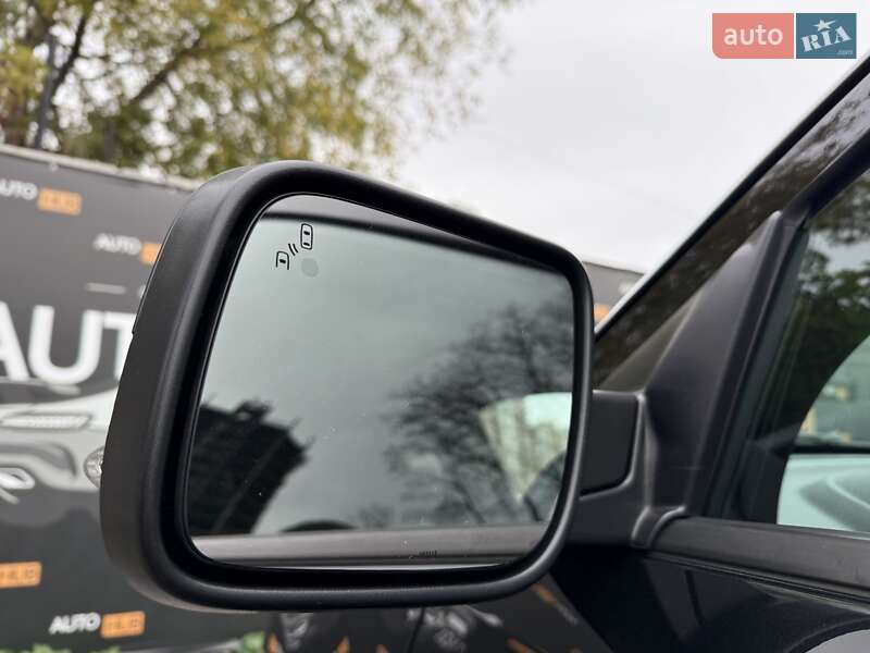 Внедорожник / Кроссовер Ford Explorer 2013 в Харькове