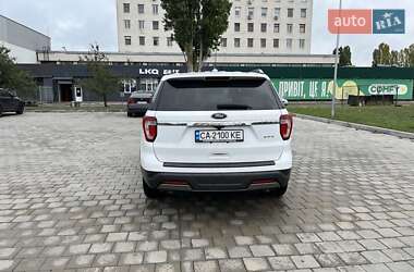 Позашляховик / Кросовер Ford Explorer 2019 в  фото 5 Позашляховик / Кросовер Ford Explorer 2019 в