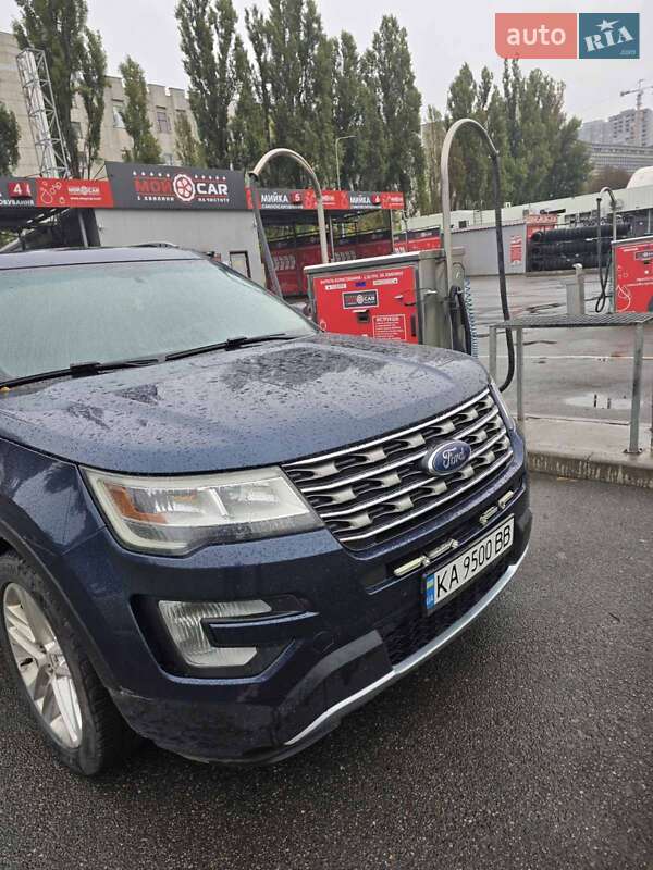 Позашляховик / Кросовер Ford Explorer 2016 в Києві