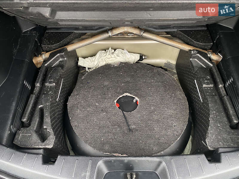 Позашляховик / Кросовер Ford Explorer 2017 в Києві фото 28 Позашляховик / Кросовер Ford Explorer 2017 в Києві