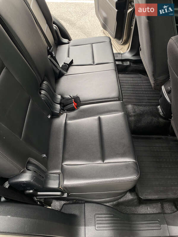 Позашляховик / Кросовер Ford Explorer 2017 в Києві фото 35 Позашляховик / Кросовер Ford Explorer 2017 в Києві