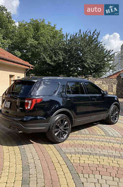 Внедорожник / Кроссовер Ford Explorer 2018 в 
