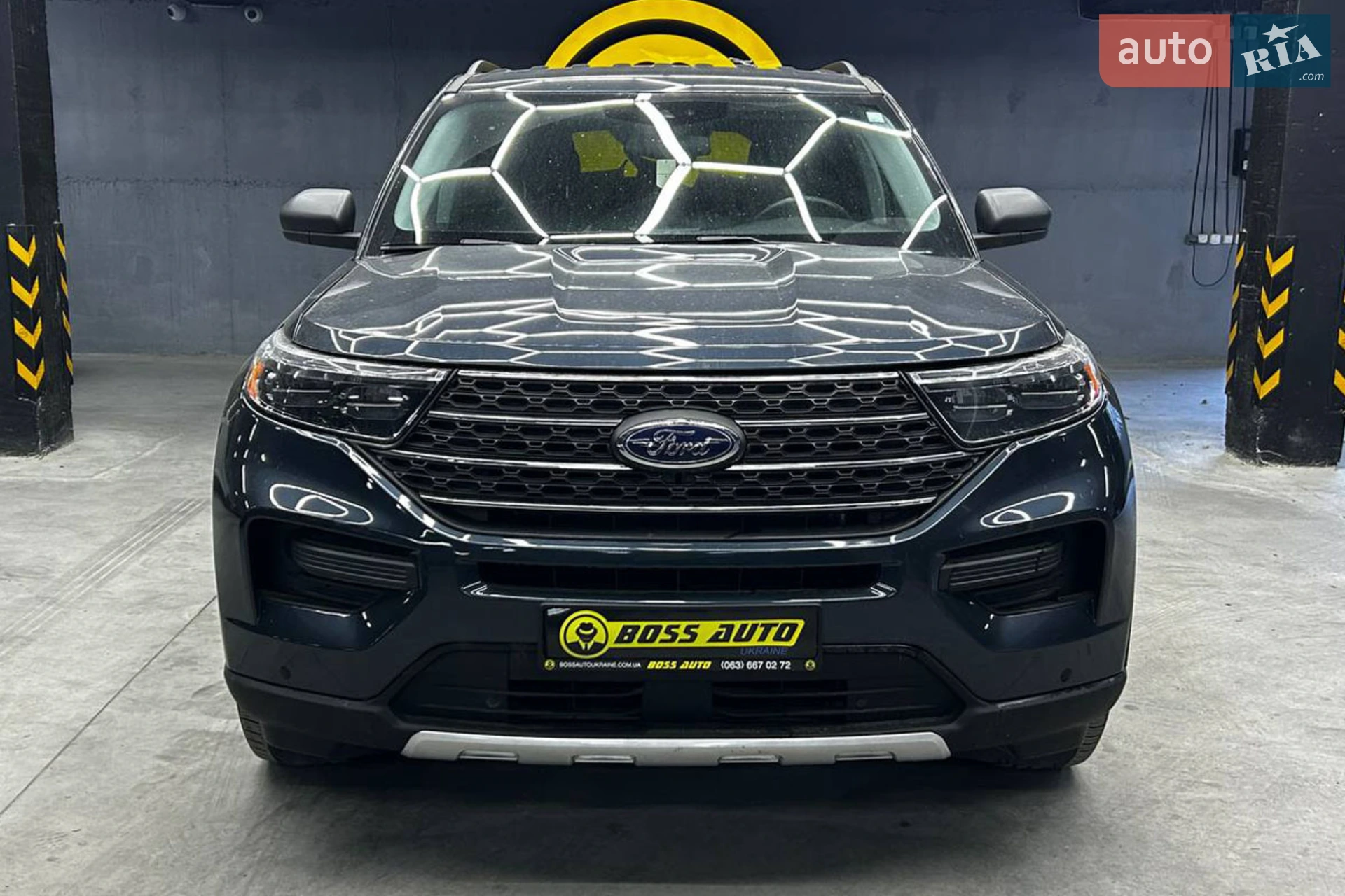 2022 Ford Explorer - мініатюра 2