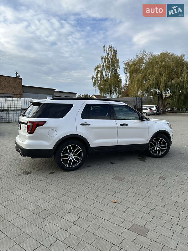 Внедорожник / Кроссовер Ford Explorer 2016 в Владимире фото 11 Внедорожник / Кроссовер Ford Explorer 2016 в Владимире