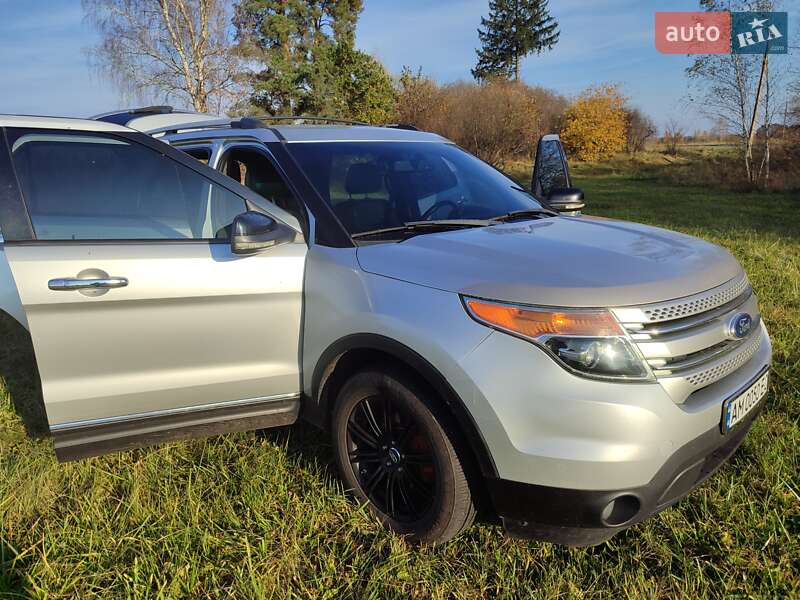 Внедорожник / Кроссовер Ford Explorer 2012 в Барановке фото 2 Внедорожник / Кроссовер Ford Explorer 2012 в Барановке