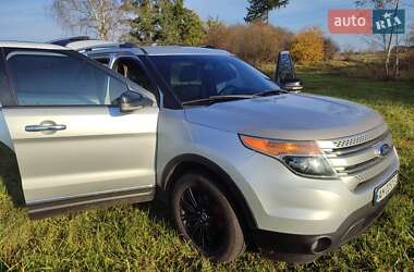 Позашляховик / Кросовер Ford Explorer 2012 в  фото 2 Позашляховик / Кросовер Ford Explorer 2012 в