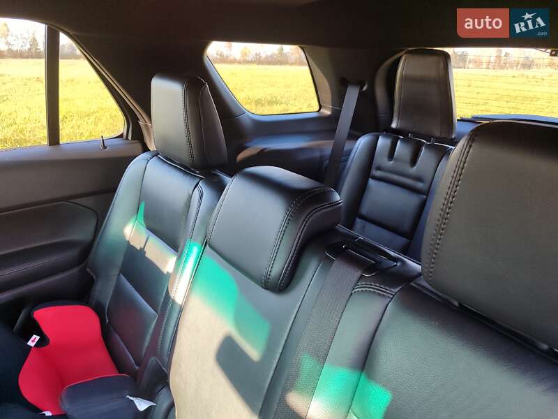 Внедорожник / Кроссовер Ford Explorer 2012 в Барановке фото 10 Внедорожник / Кроссовер Ford Explorer 2012 в Барановке