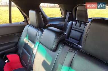 Позашляховик / Кросовер Ford Explorer 2012 в  фото 10 Позашляховик / Кросовер Ford Explorer 2012 в