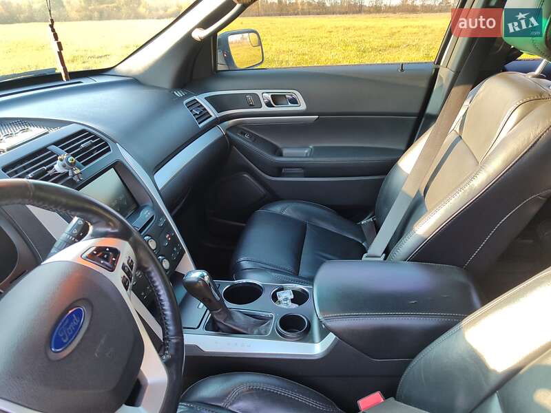 Внедорожник / Кроссовер Ford Explorer 2012 в Барановке фото 14 Внедорожник / Кроссовер Ford Explorer 2012 в Барановке