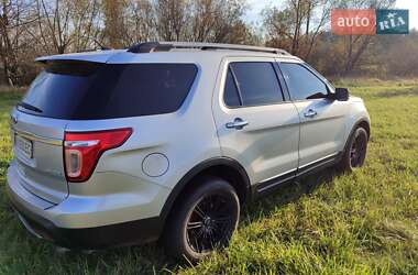 Позашляховик / Кросовер Ford Explorer 2012 в  фото 22 Позашляховик / Кросовер Ford Explorer 2012 в
