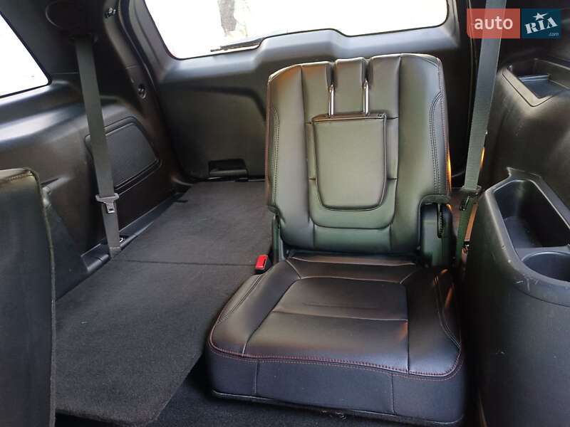 Позашляховик / Кросовер Ford Explorer 2016 в Диканьці