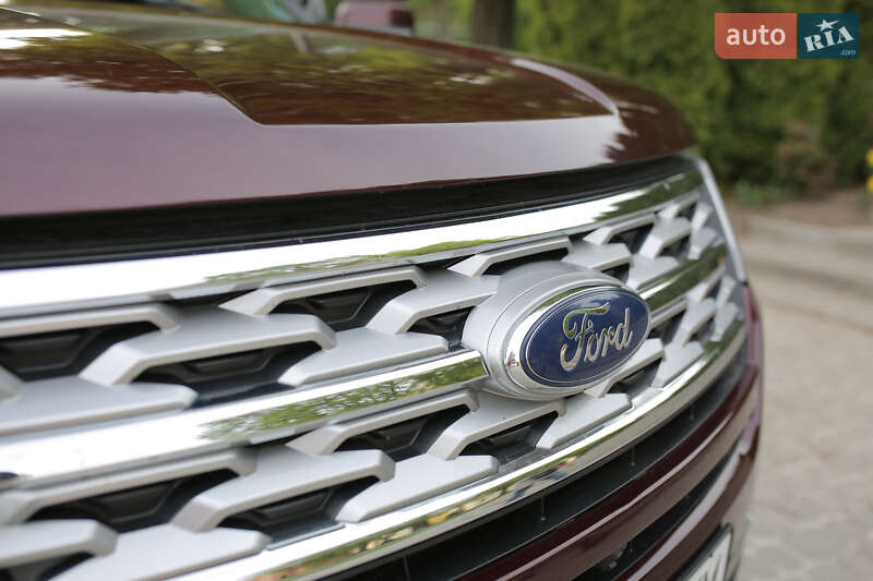 Внедорожник / Кроссовер Ford Explorer 2018 в Кременце