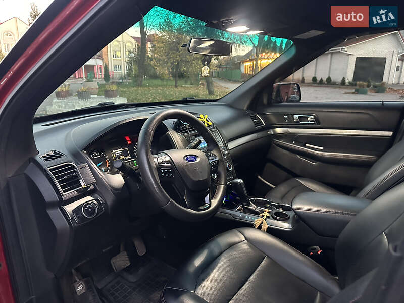 Позашляховик / Кросовер Ford Explorer 2016 в Вінниці