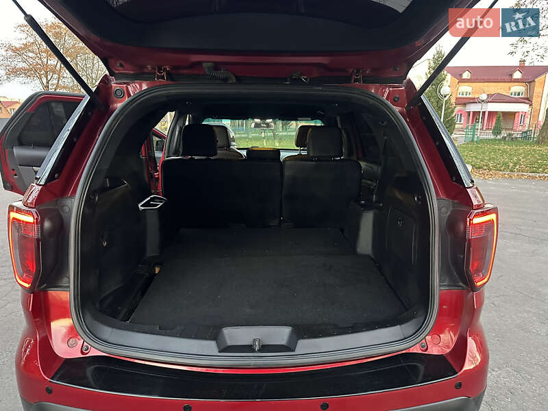 Позашляховик / Кросовер Ford Explorer 2016 в Вінниці