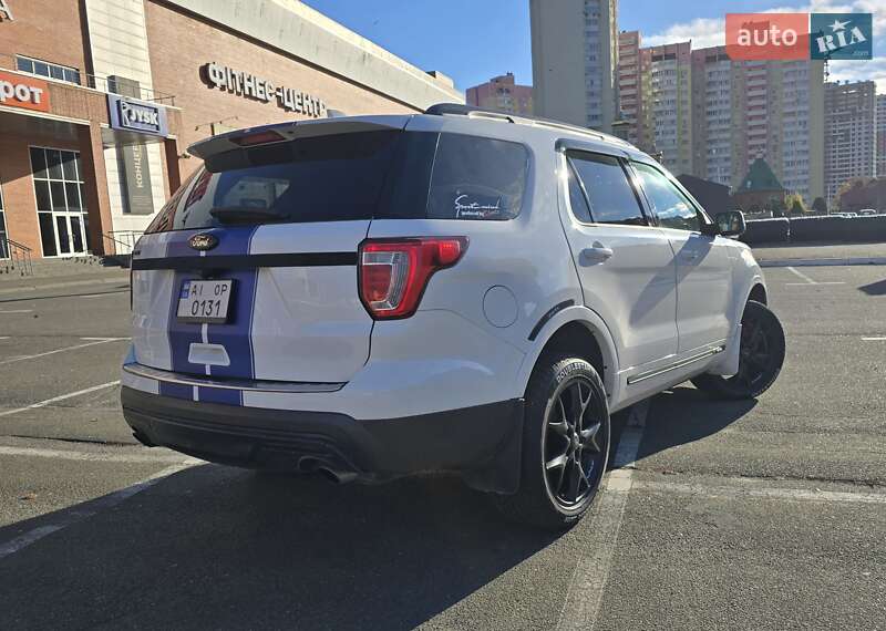 Внедорожник / Кроссовер Ford Explorer 2016 в Броварах