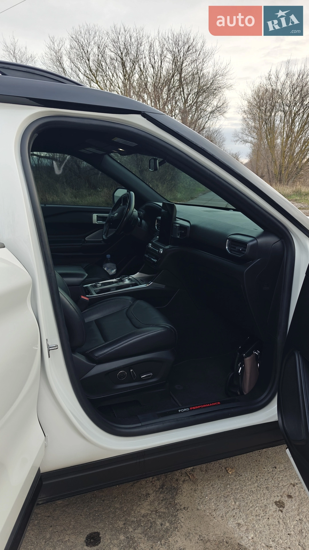 2019 Ford Explorer - мініатюра 16