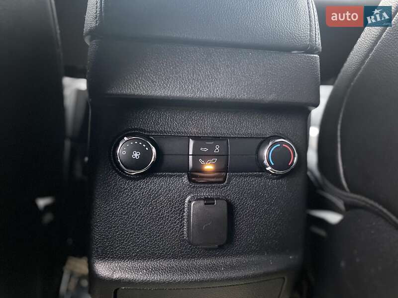 Внедорожник / Кроссовер Ford Explorer 2016 в Киеве