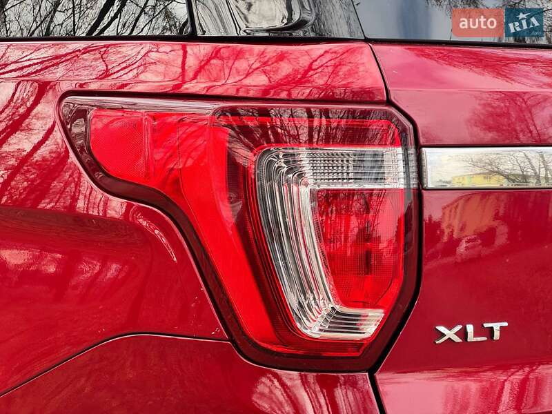 Внедорожник / Кроссовер Ford Explorer 2017 в Ахтырке