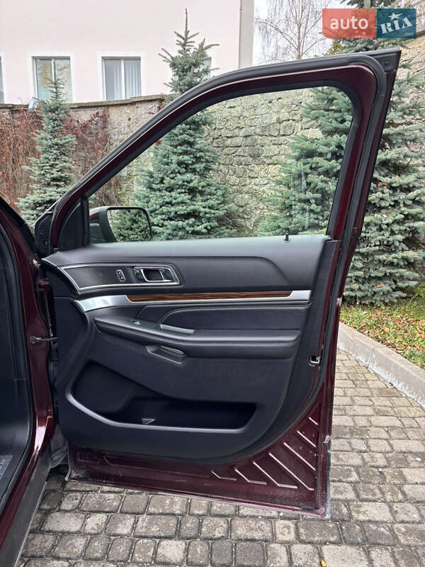 Позашляховик / Кросовер Ford Explorer 2018 в Кременці фото 25 Позашляховик / Кросовер Ford Explorer 2018 в Кременці