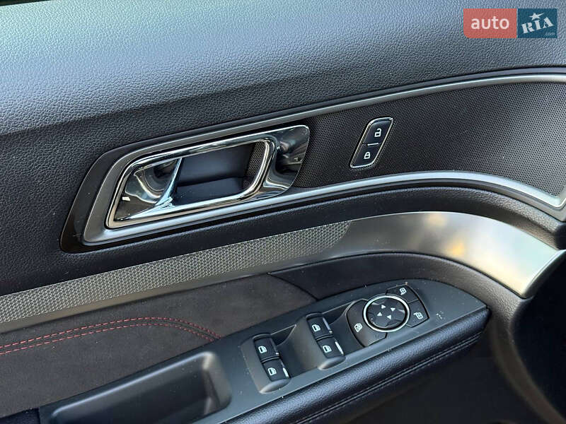 Внедорожник / Кроссовер Ford Explorer 2017 в Киеве фото 15 Внедорожник / Кроссовер Ford Explorer 2017 в Киеве