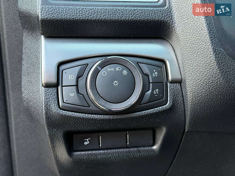 Внедорожник / Кроссовер Ford Explorer 2017 в Киеве фото 19 Внедорожник / Кроссовер Ford Explorer 2017 в Киеве