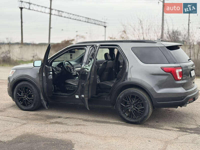 Внедорожник / Кроссовер Ford Explorer 2018 в Попельне фото 29 Внедорожник / Кроссовер Ford Explorer 2018 в Попельне