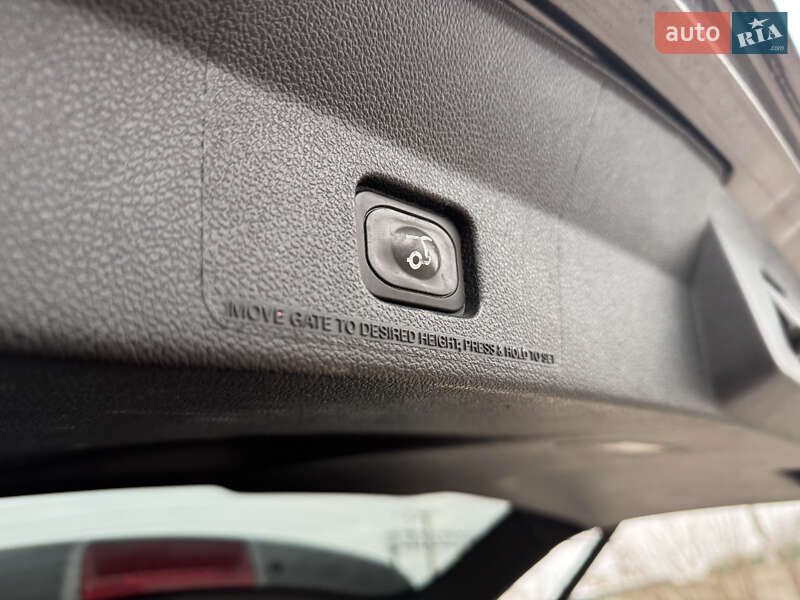 Внедорожник / Кроссовер Ford Explorer 2018 в Попельне фото 62 Внедорожник / Кроссовер Ford Explorer 2018 в Попельне