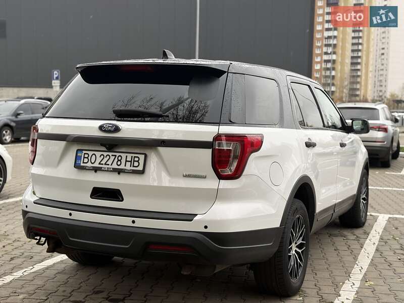 Позашляховик / Кросовер Ford Explorer 2016 в Києві фото 17 Позашляховик / Кросовер Ford Explorer 2016 в Києві