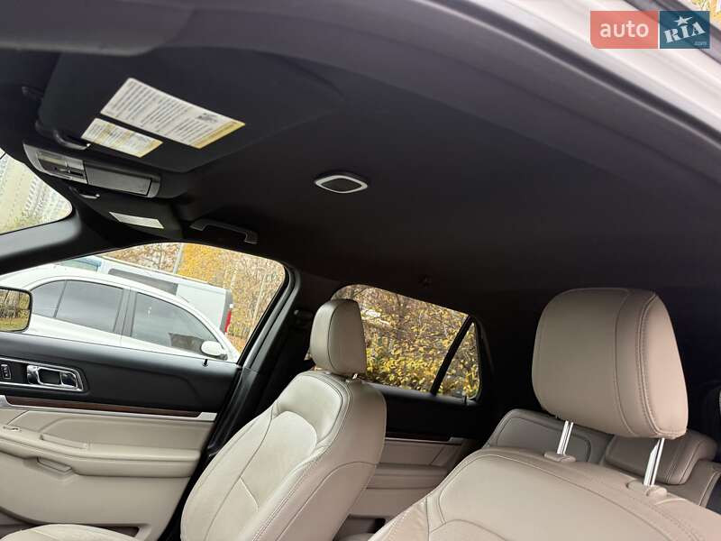 Позашляховик / Кросовер Ford Explorer 2016 в Києві фото 25 Позашляховик / Кросовер Ford Explorer 2016 в Києві