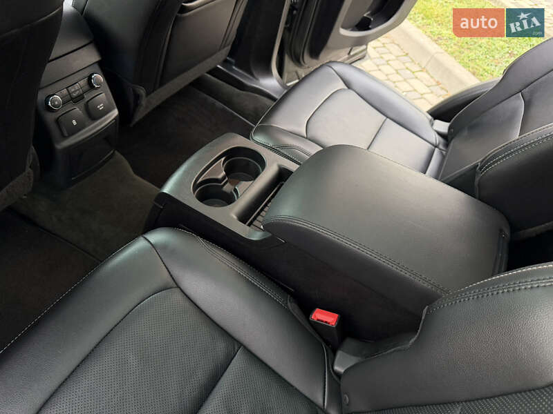 Внедорожник / Кроссовер Ford Explorer 2016 в Ивано-Франковске