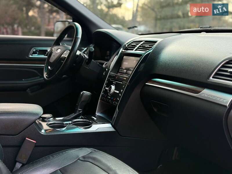 Внедорожник / Кроссовер Ford Explorer 2016 в Николаеве фото 31 Внедорожник / Кроссовер Ford Explorer 2016 в Николаеве